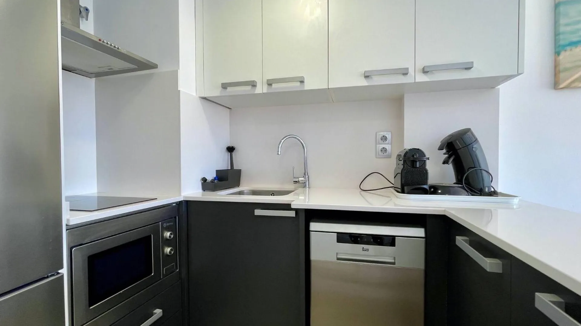 아파트 Apartamento Con Piscina Festastar 209 레스타르티트 스페인